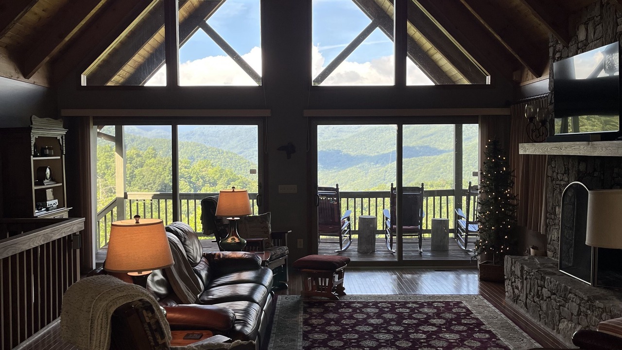 Photo of Livingroom in Canton