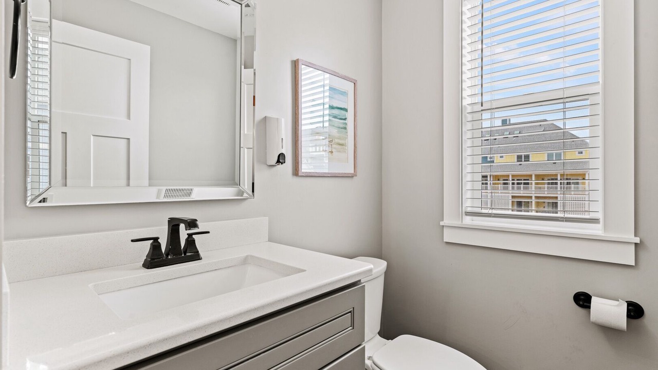 Photo of Bathroom in Bermuda Bay