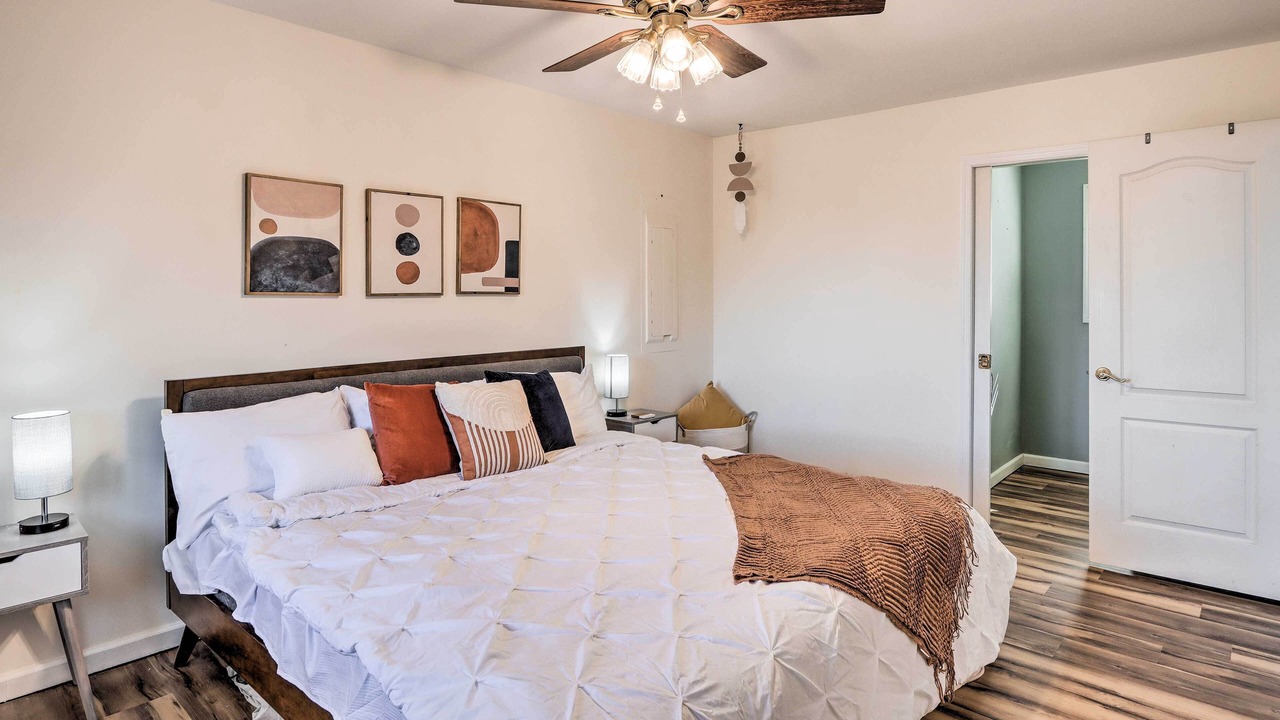 Photo of Bedroom in Marble