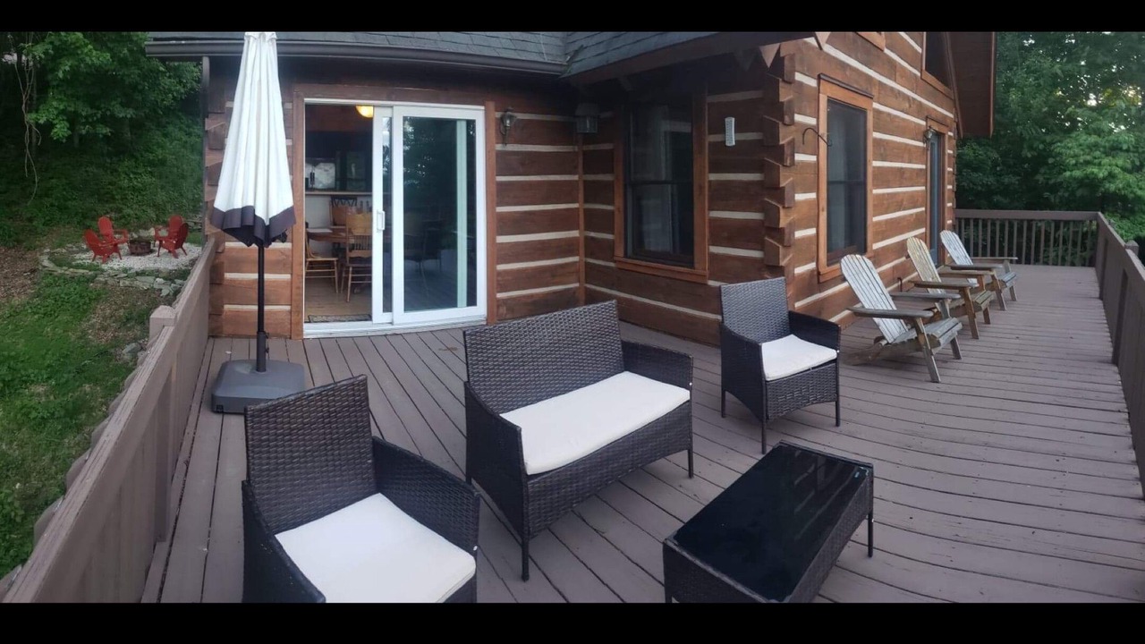 Photo of Patio Balcony in Swannanoa