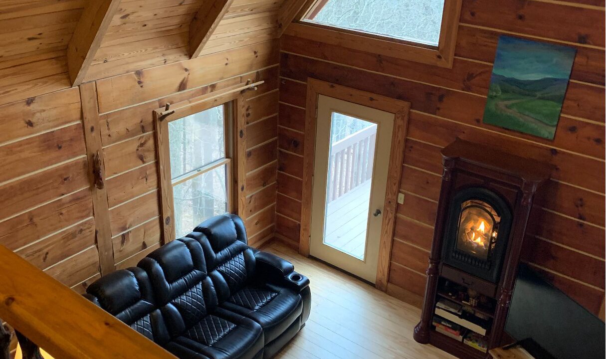 Photo of Bedroom in Swannanoa