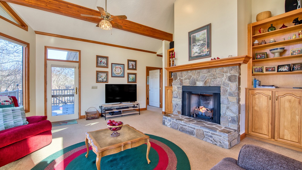 Photo of Livingroom in Waynesville