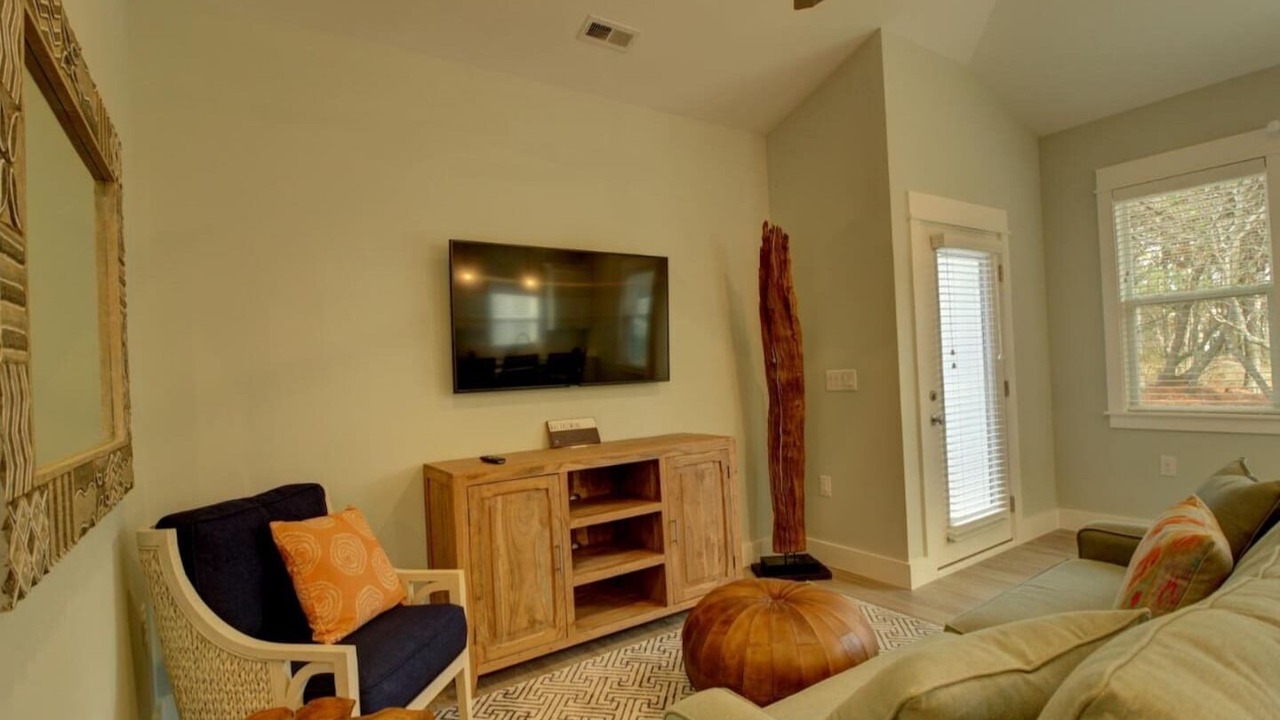 Photo of Livingroom in Corolla Light