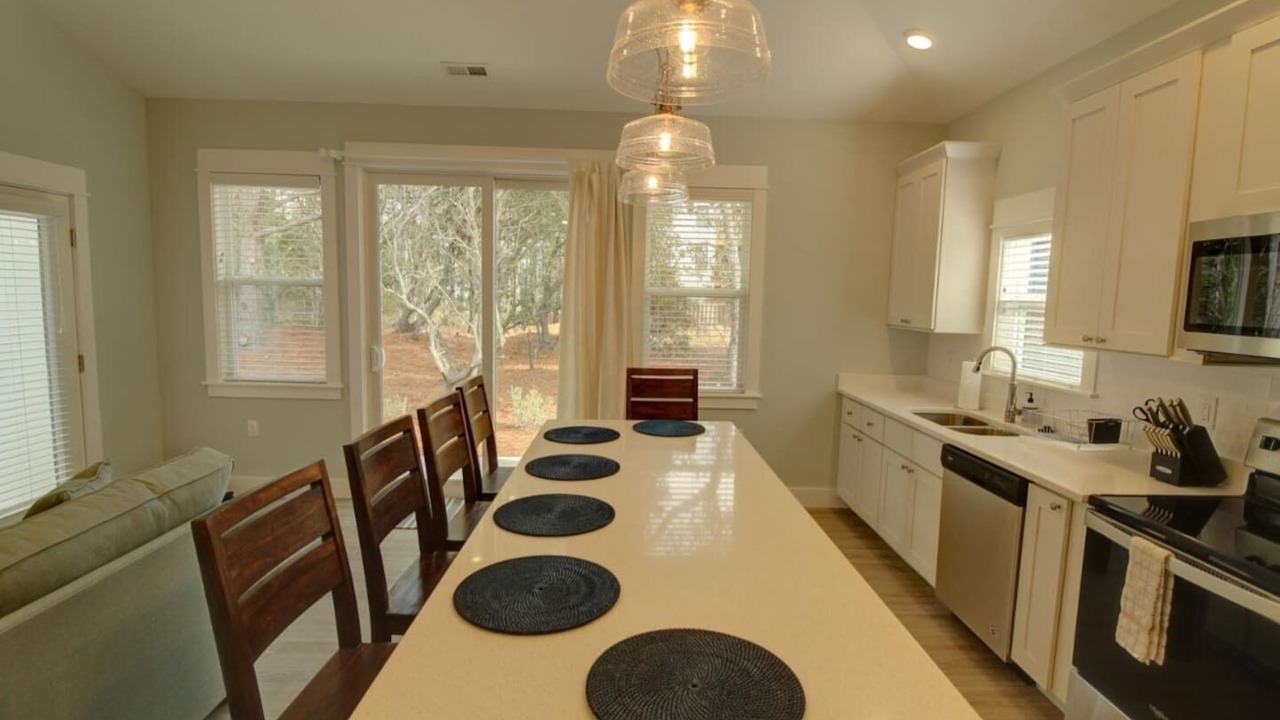 Photo of Kitchen in Corolla Light