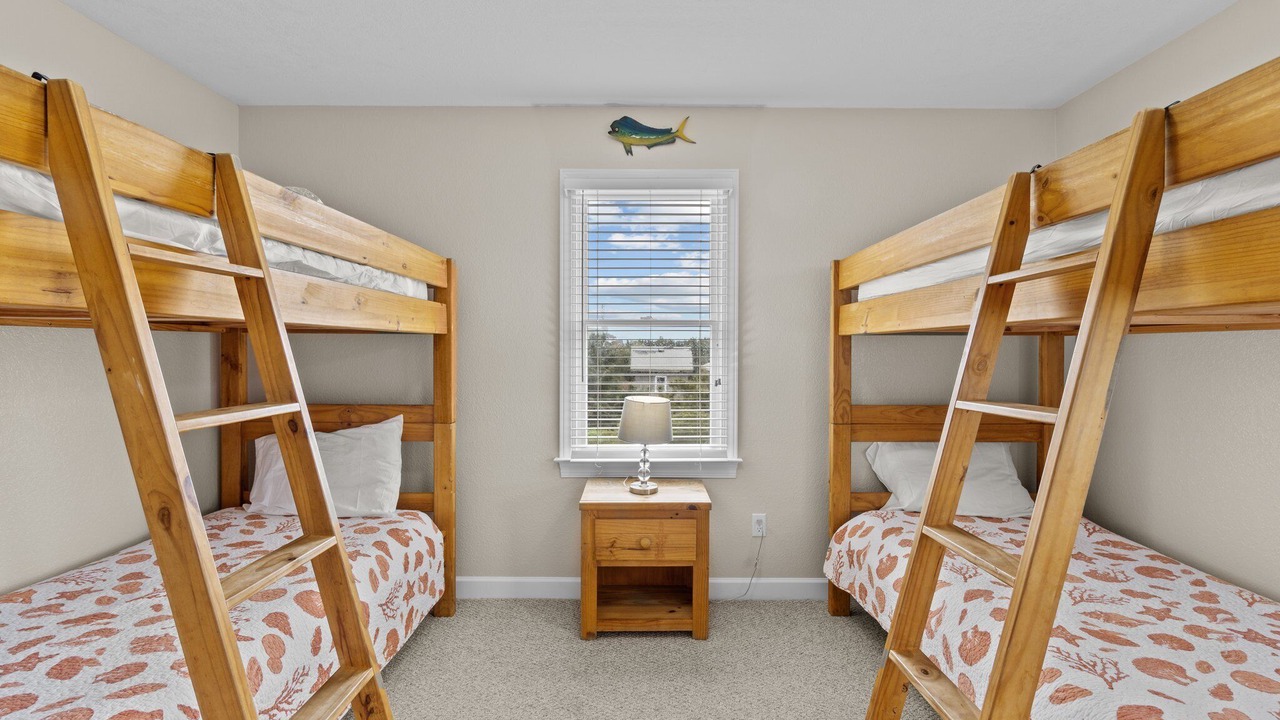 Photo of Bedroom in Wind Over Waves