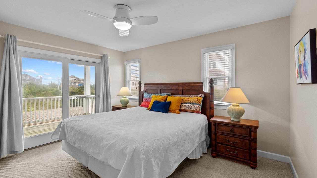 Photo of Bedroom in Wind Over Waves