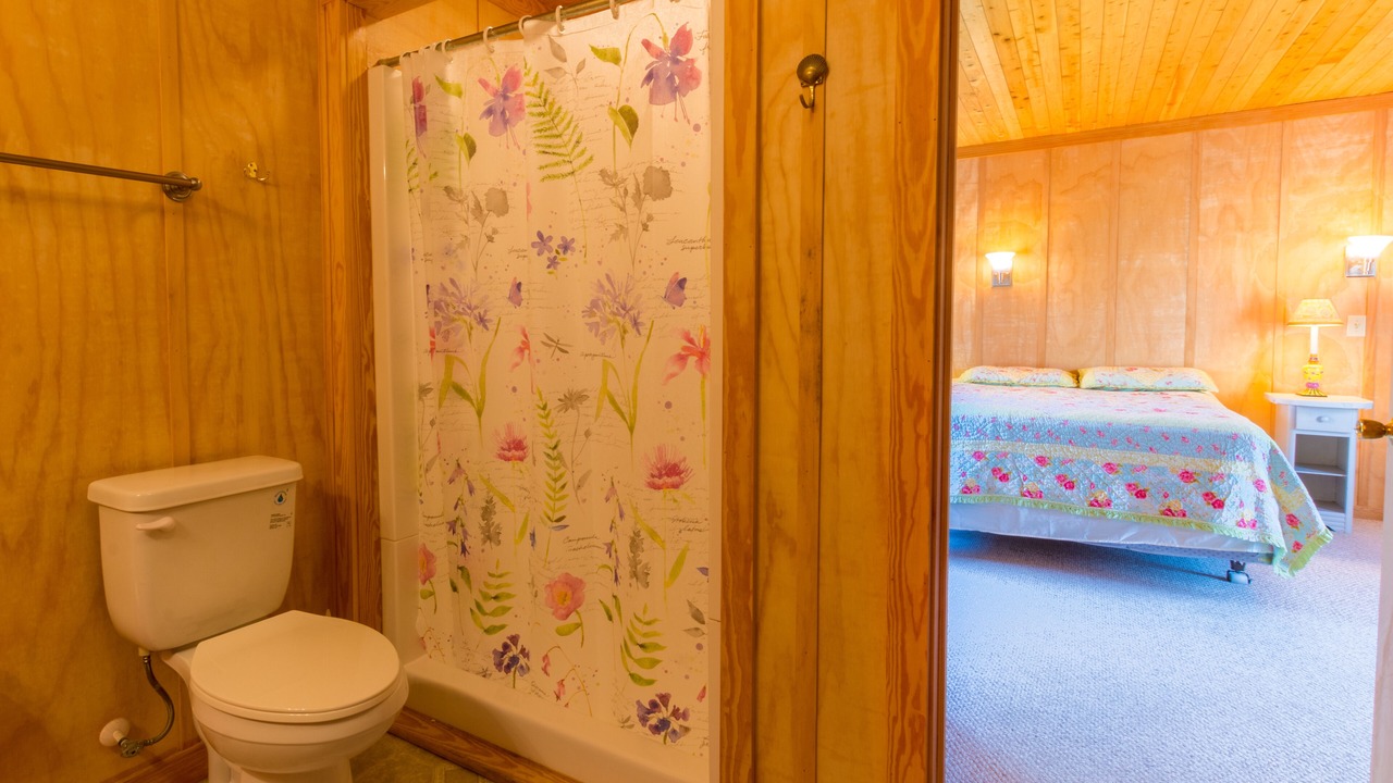 Photo of Bathroom in Southern Shores