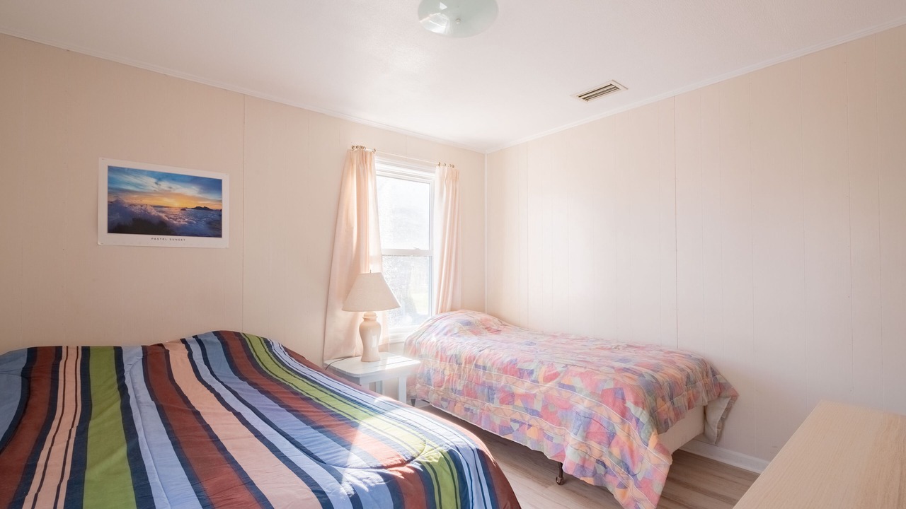 Photo of Bedroom in Brigands' Bay