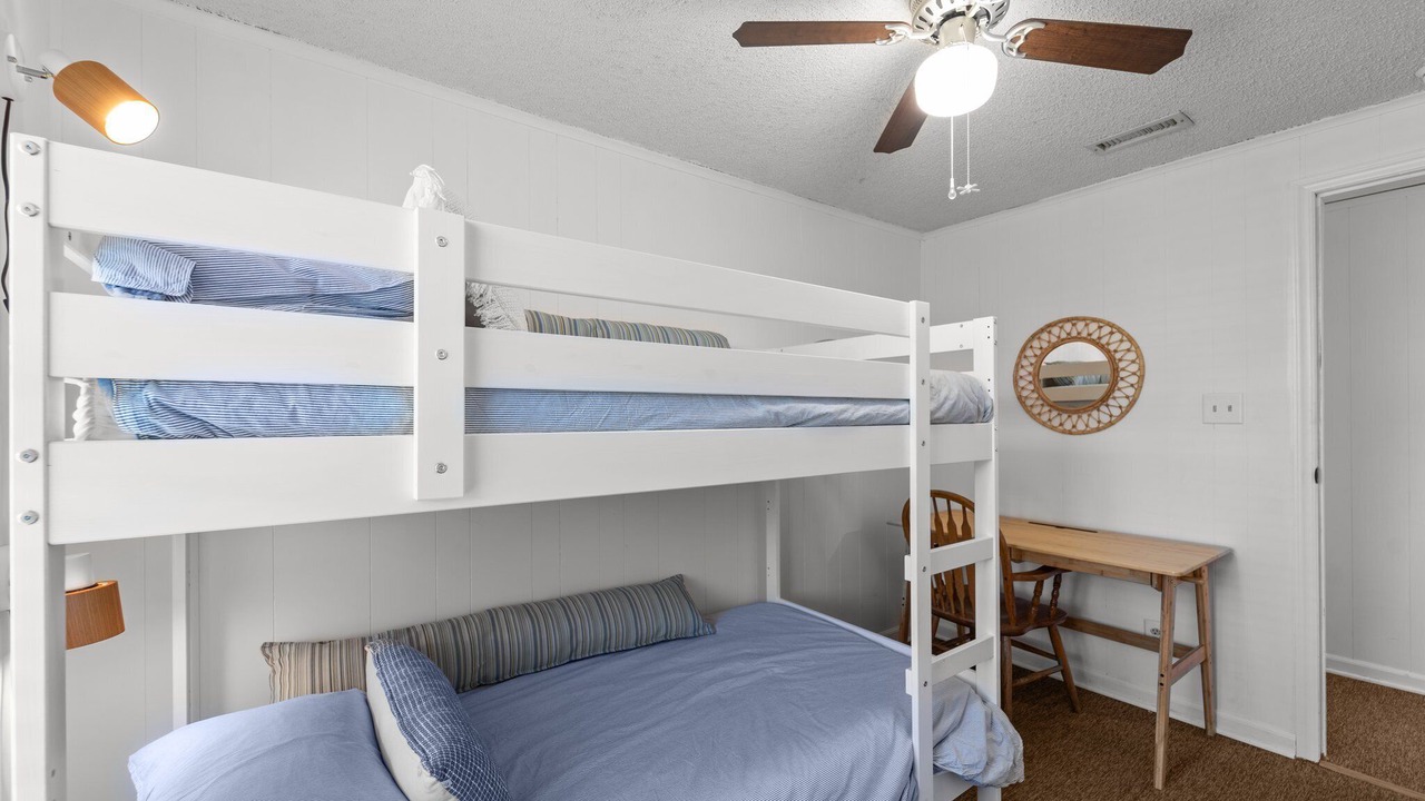 Photo of Bedroom in Hatteras Island