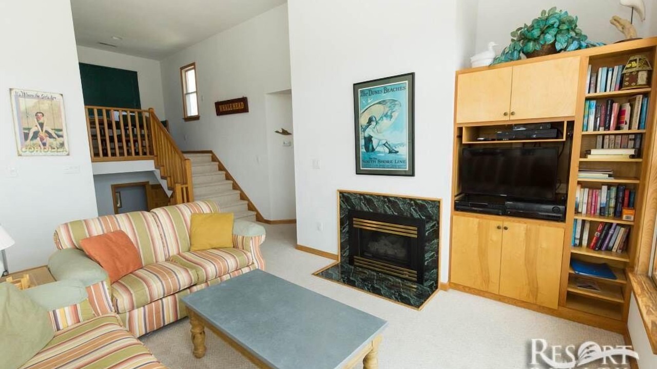 Photo of Livingroom in Whalehead Beach
