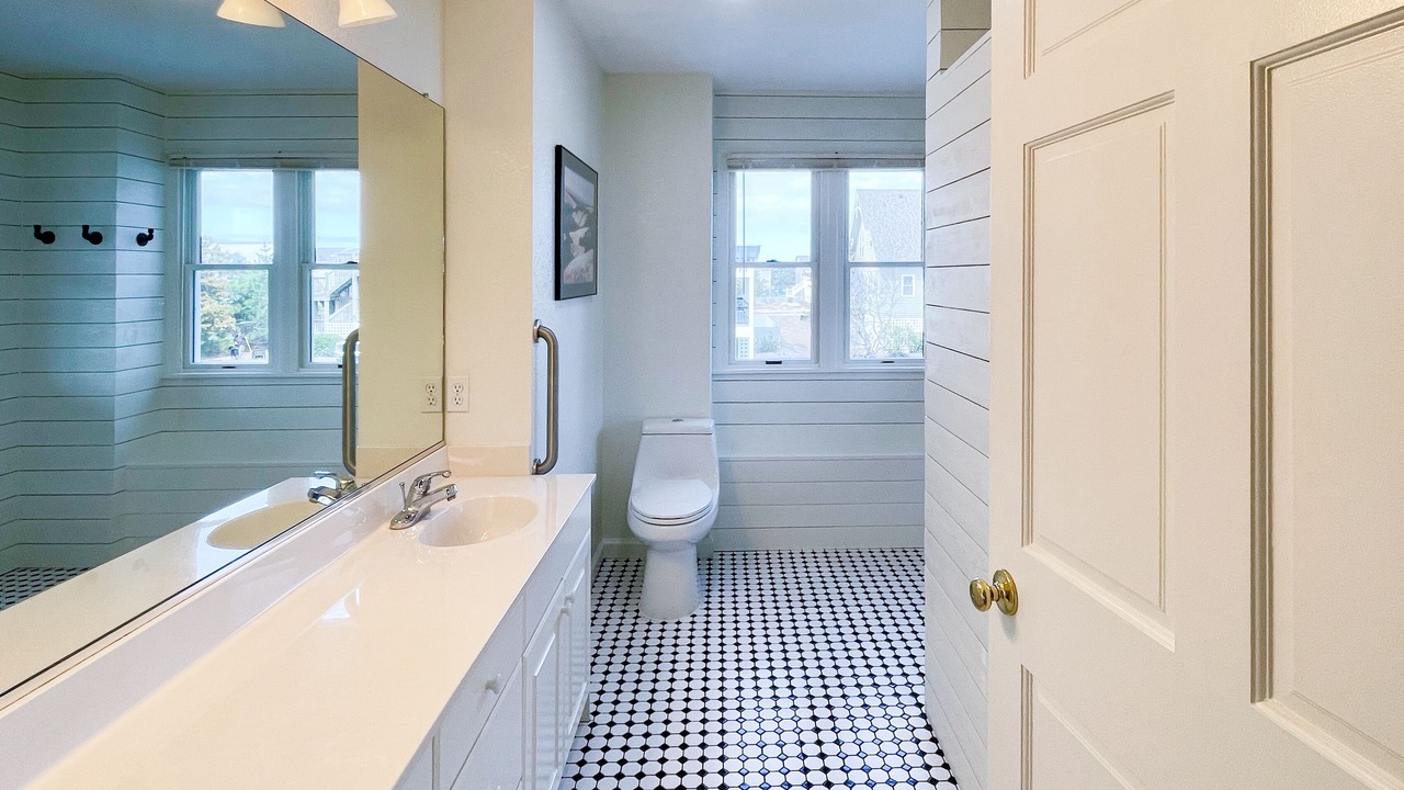 Photo of Bathroom in Ocean Sands