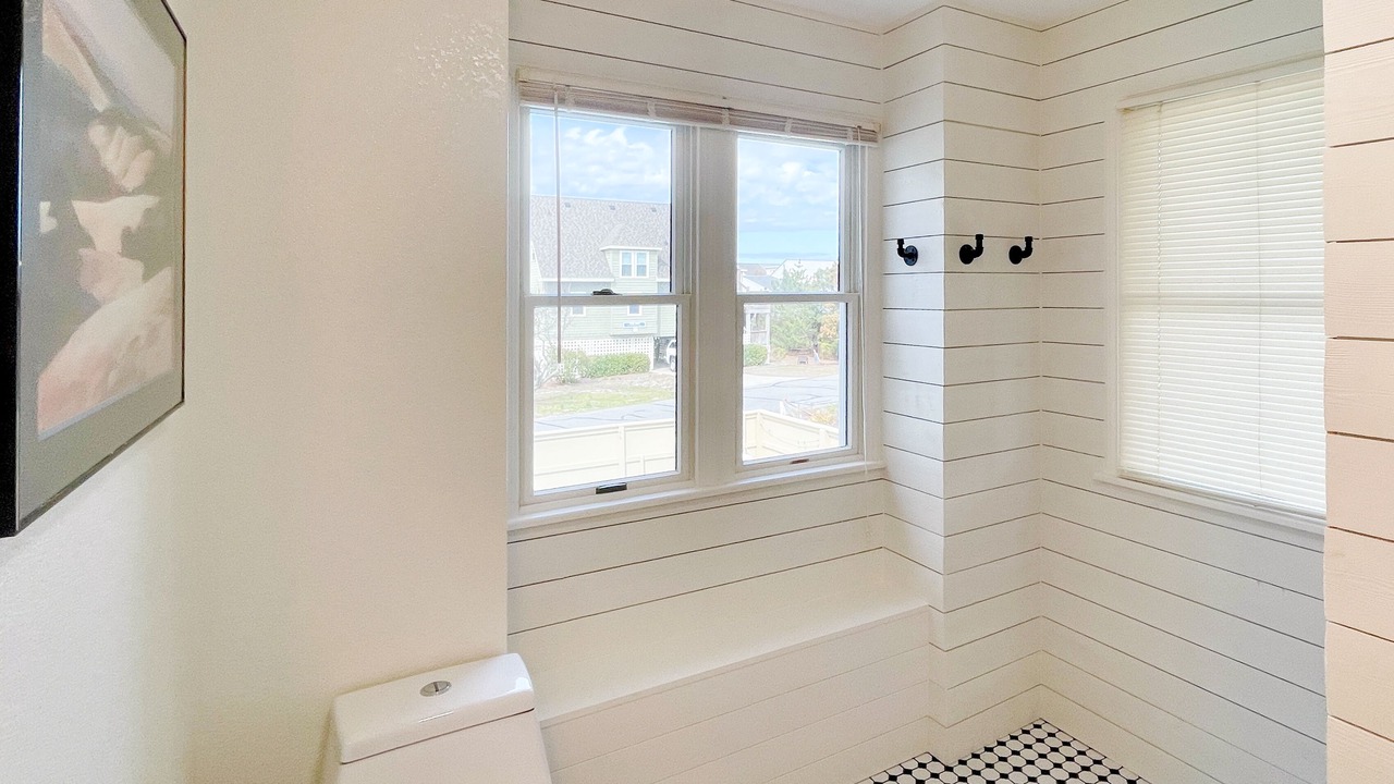 Photo of Bathroom in Ocean Sands