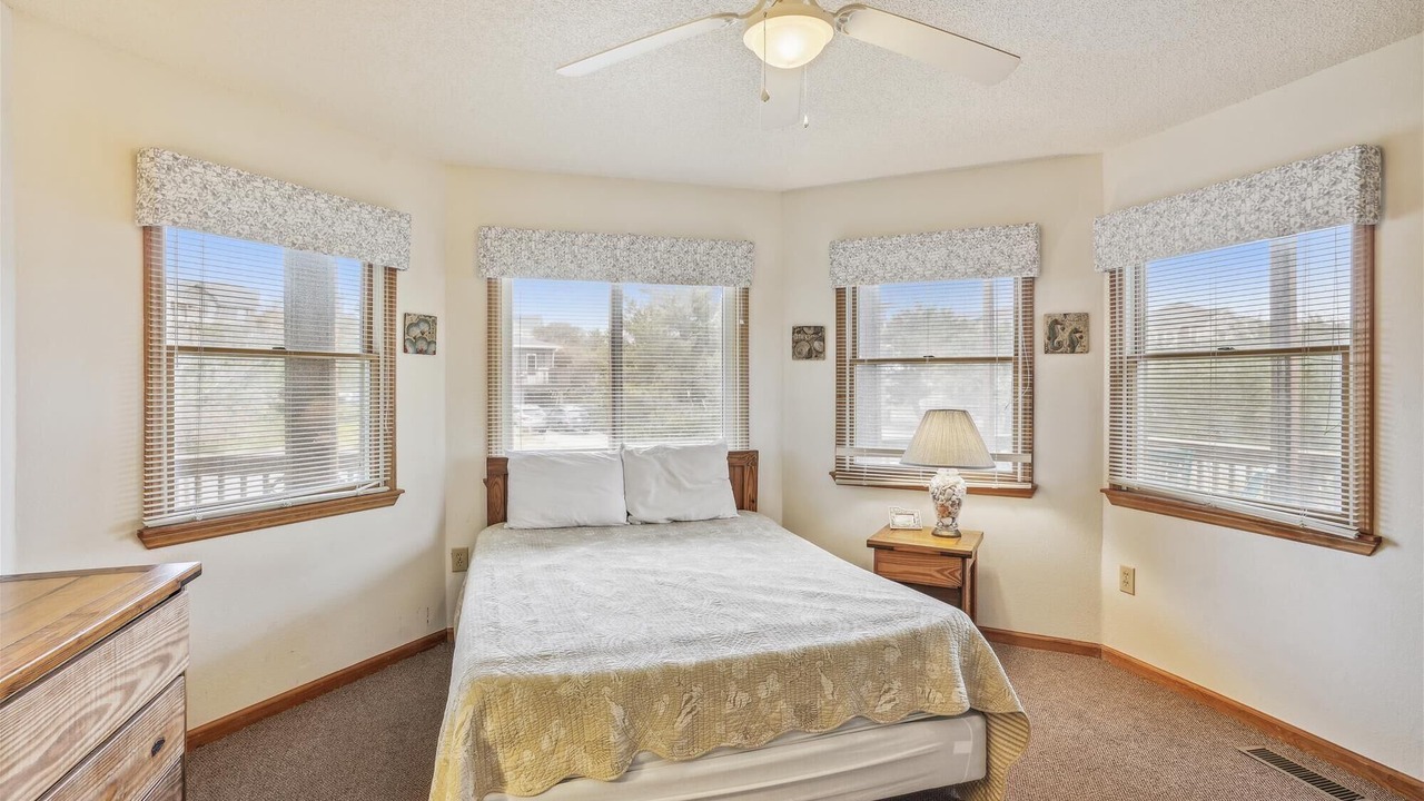 Photo of Bedroom in Carolina Dunes