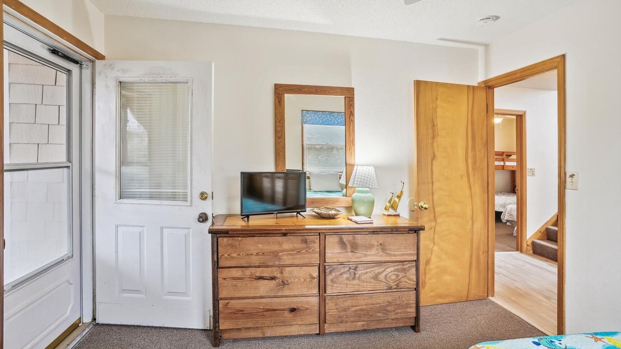Photo of Bedroom in Carolina Dunes