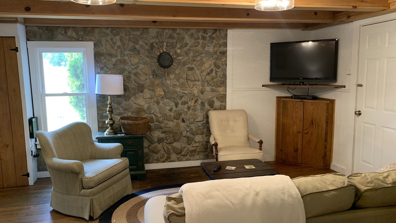 Photo of Bedroom in Hot Springs