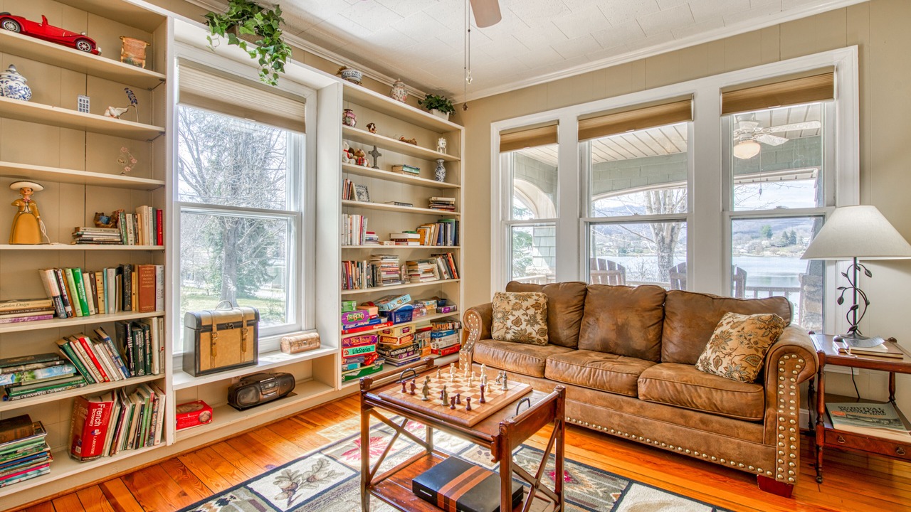 Photo of Livingroom in Lake Junaluska
