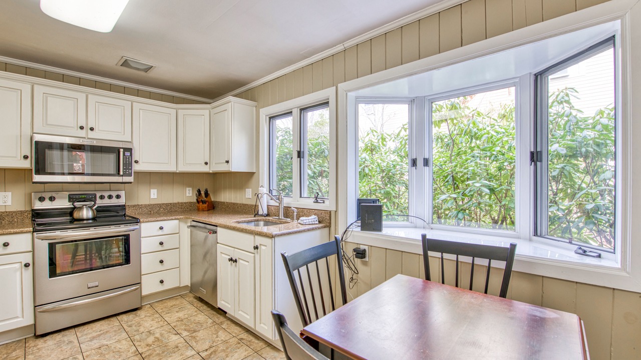 Photo of Kitchen in Lake Junaluska