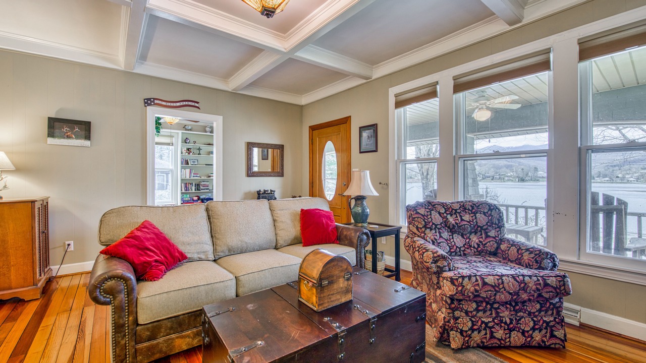 Photo of Livingroom in Lake Junaluska