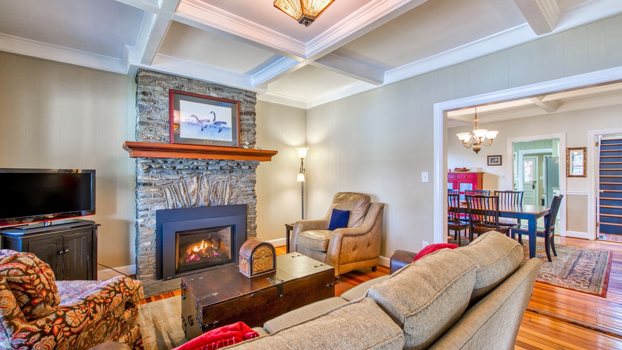 Photo of Livingroom in Lake Junaluska