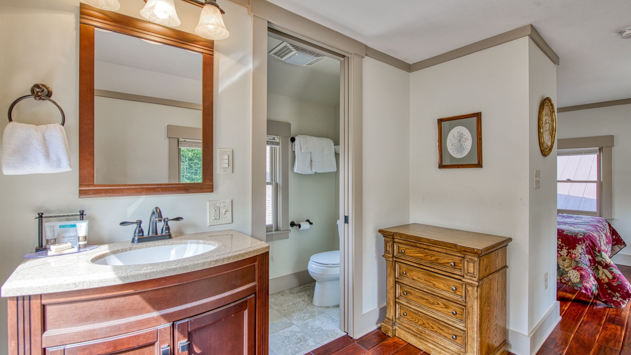Photo of Bathroom in Lake Junaluska