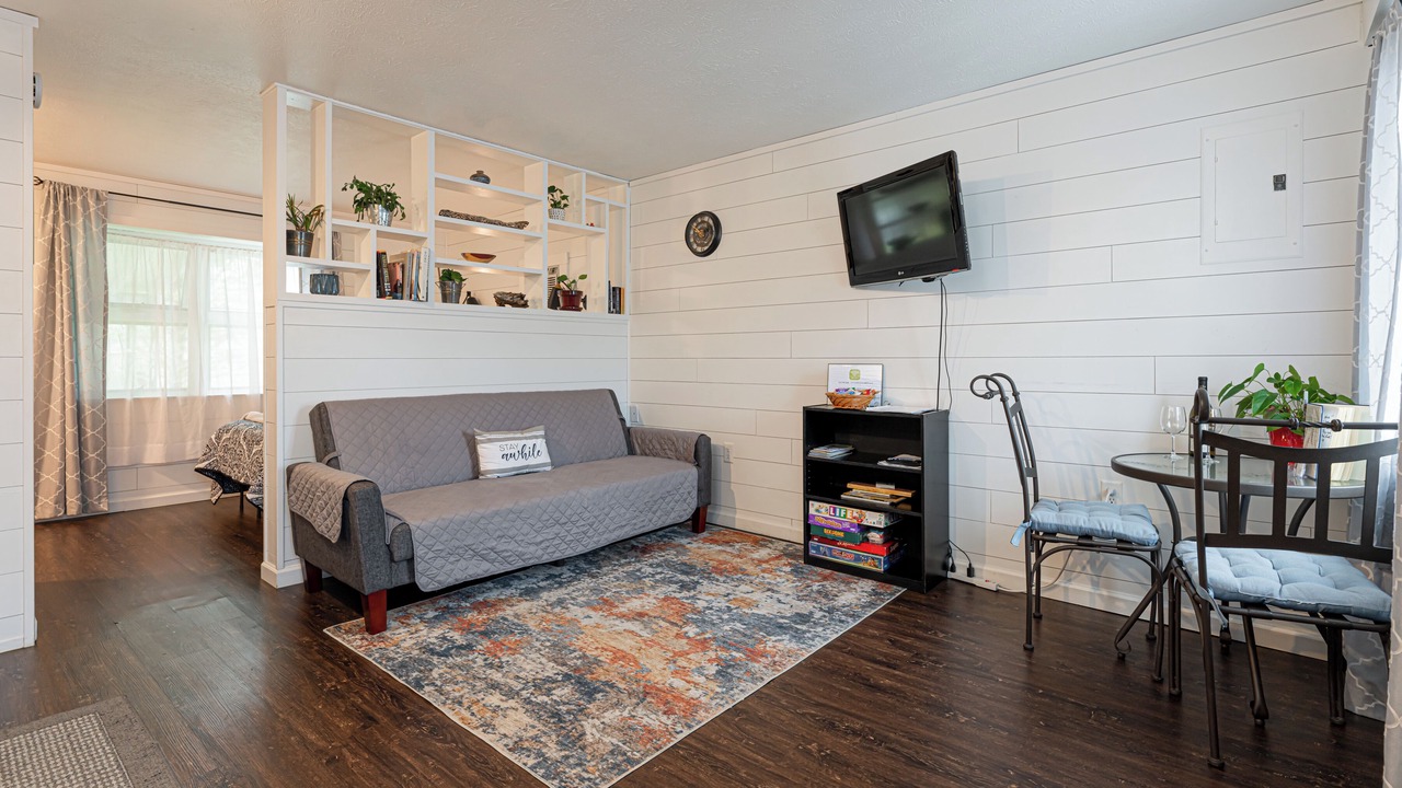 Photo of Livingroom in Waynesville
