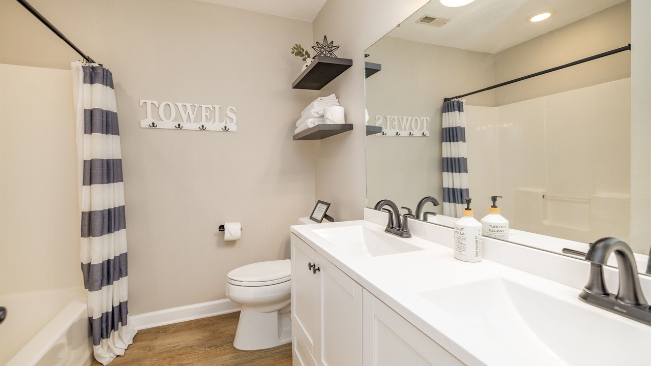 Photo of Bathroom in Myrick Estates