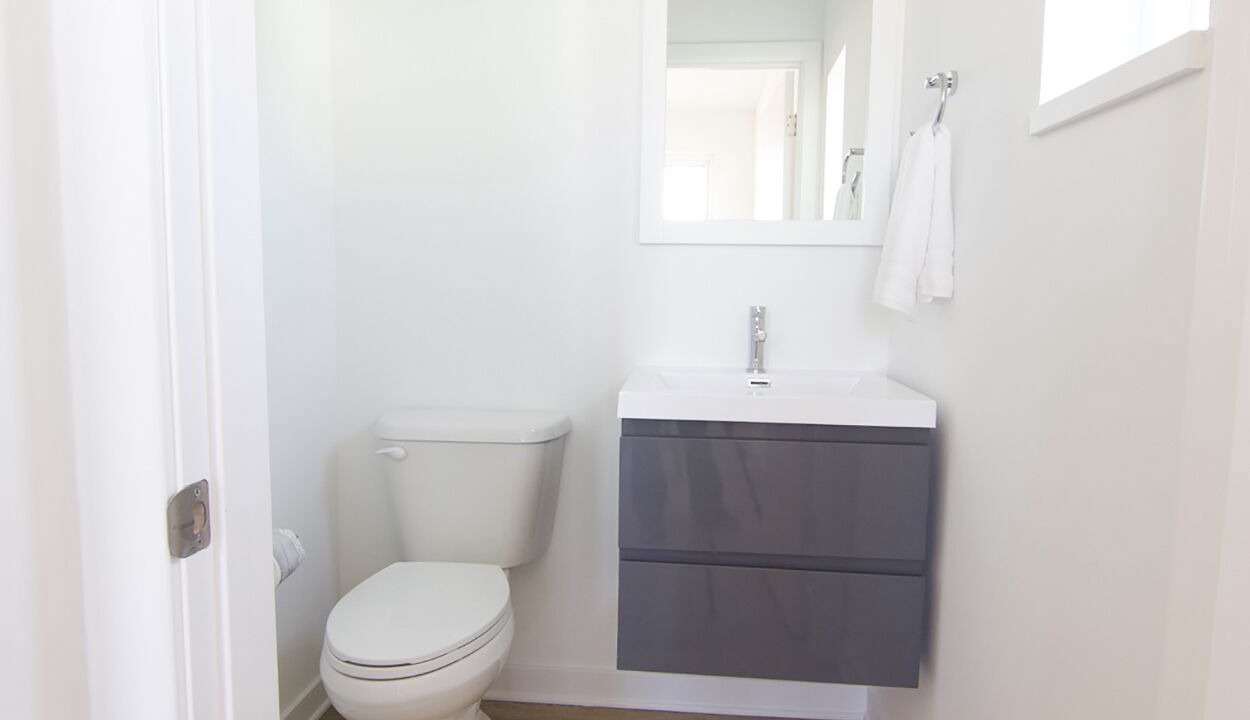 Photo of Bathroom in Wilmington Beach