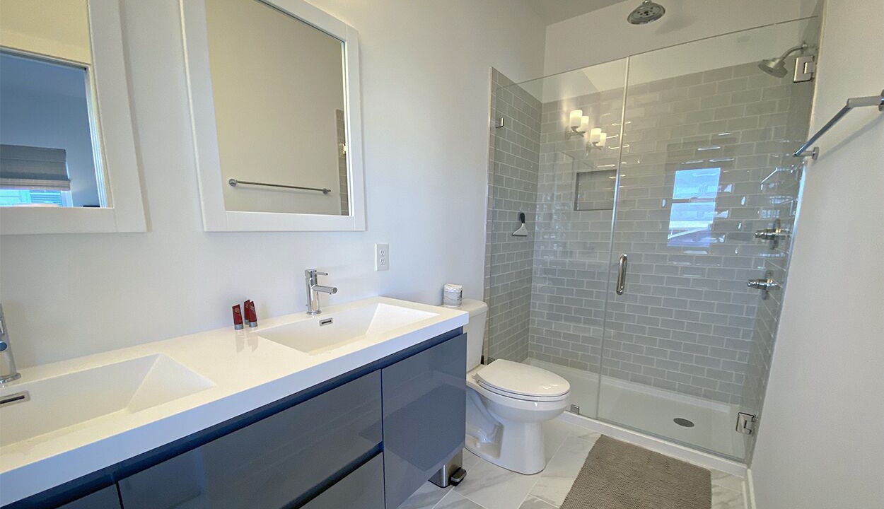 Photo of Bathroom in Wilmington Beach