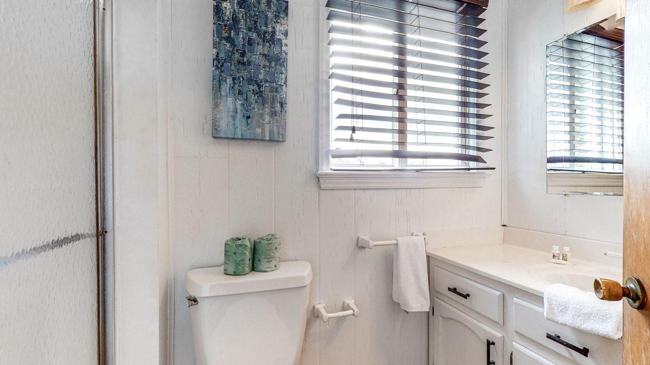 Photo of Bathroom in Ocean Sands