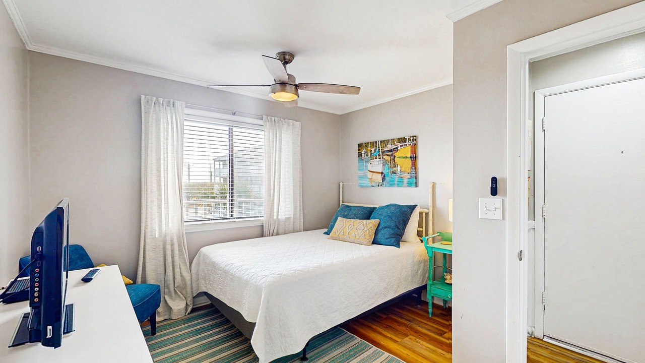 Photo of Bedroom in Atlantic Beach