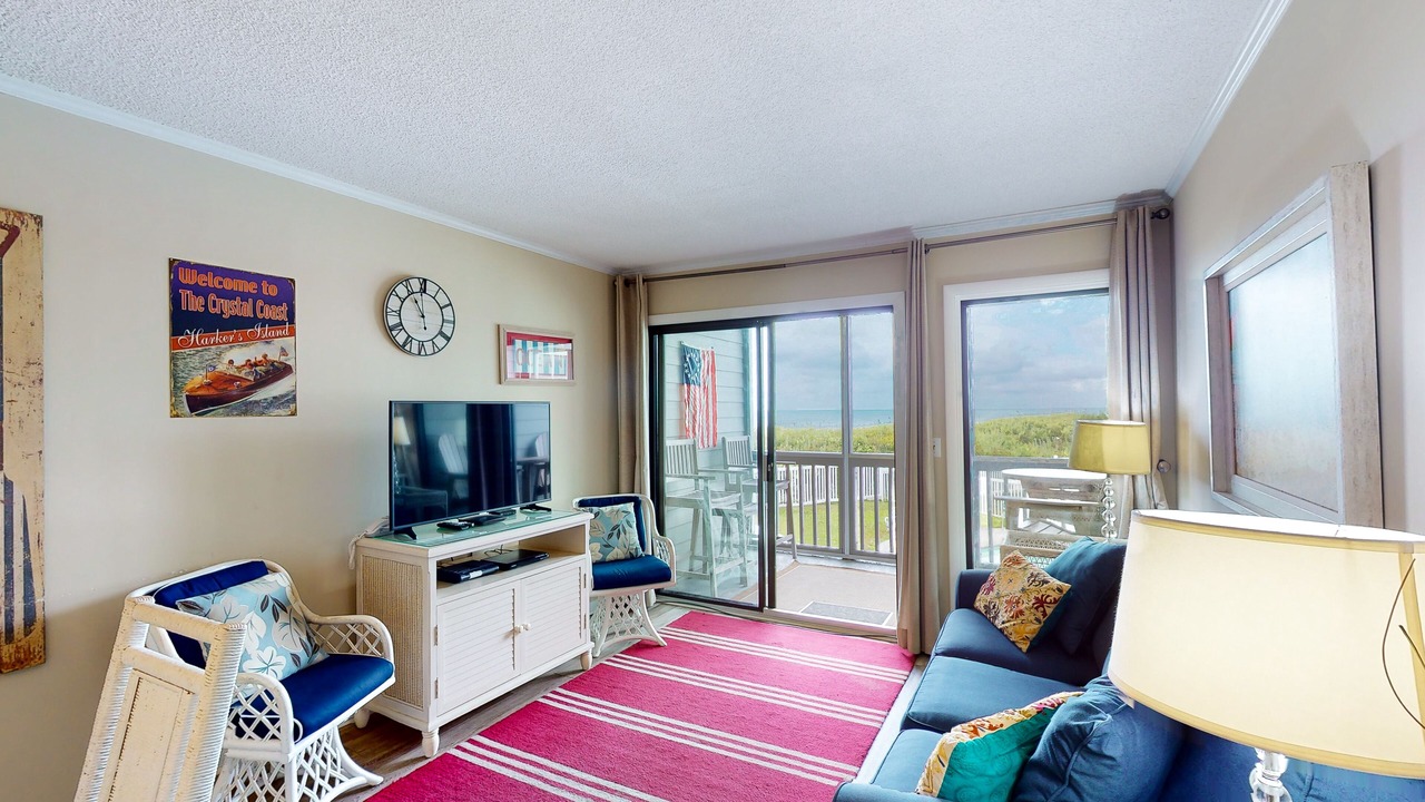 Photo of Livingroom in Atlantic Beach