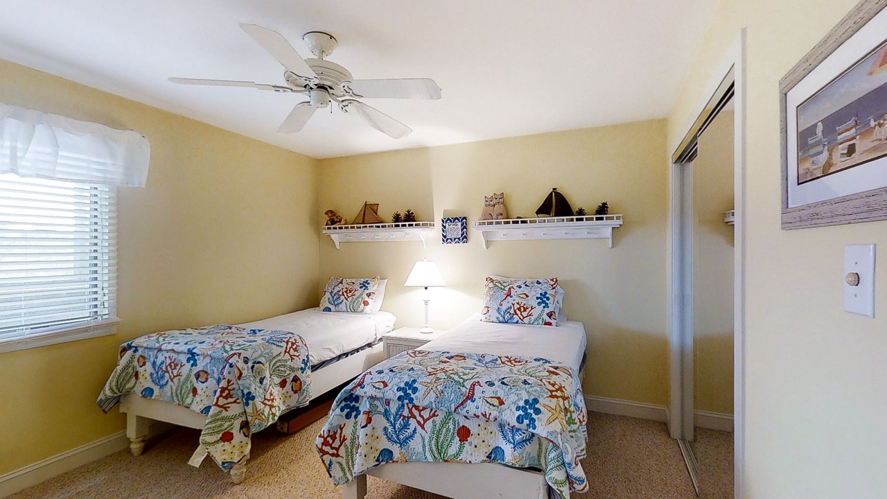 Photo of Bedroom in Pine Knoll Shores