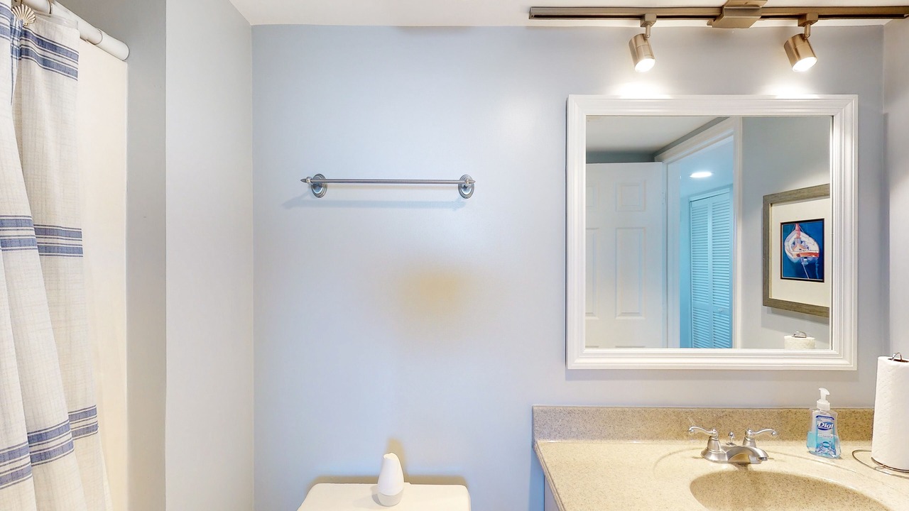 Photo of Bathroom in Pine Knoll Shores