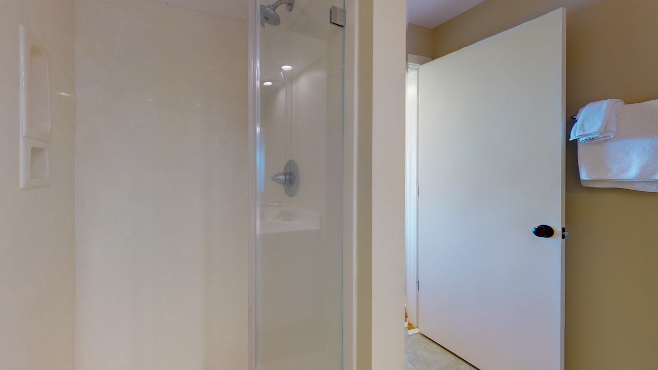 Photo of Bathroom in Pine Knoll Shores