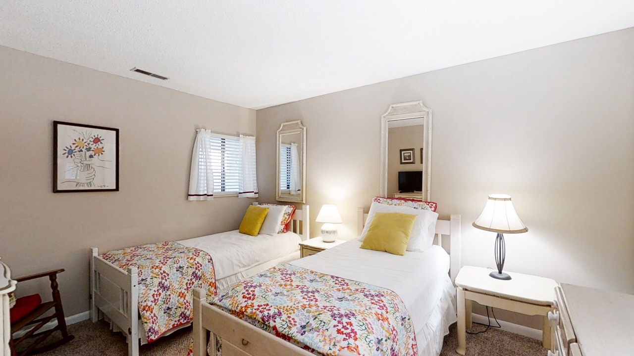 Photo of Bedroom in Pine Knoll Shores