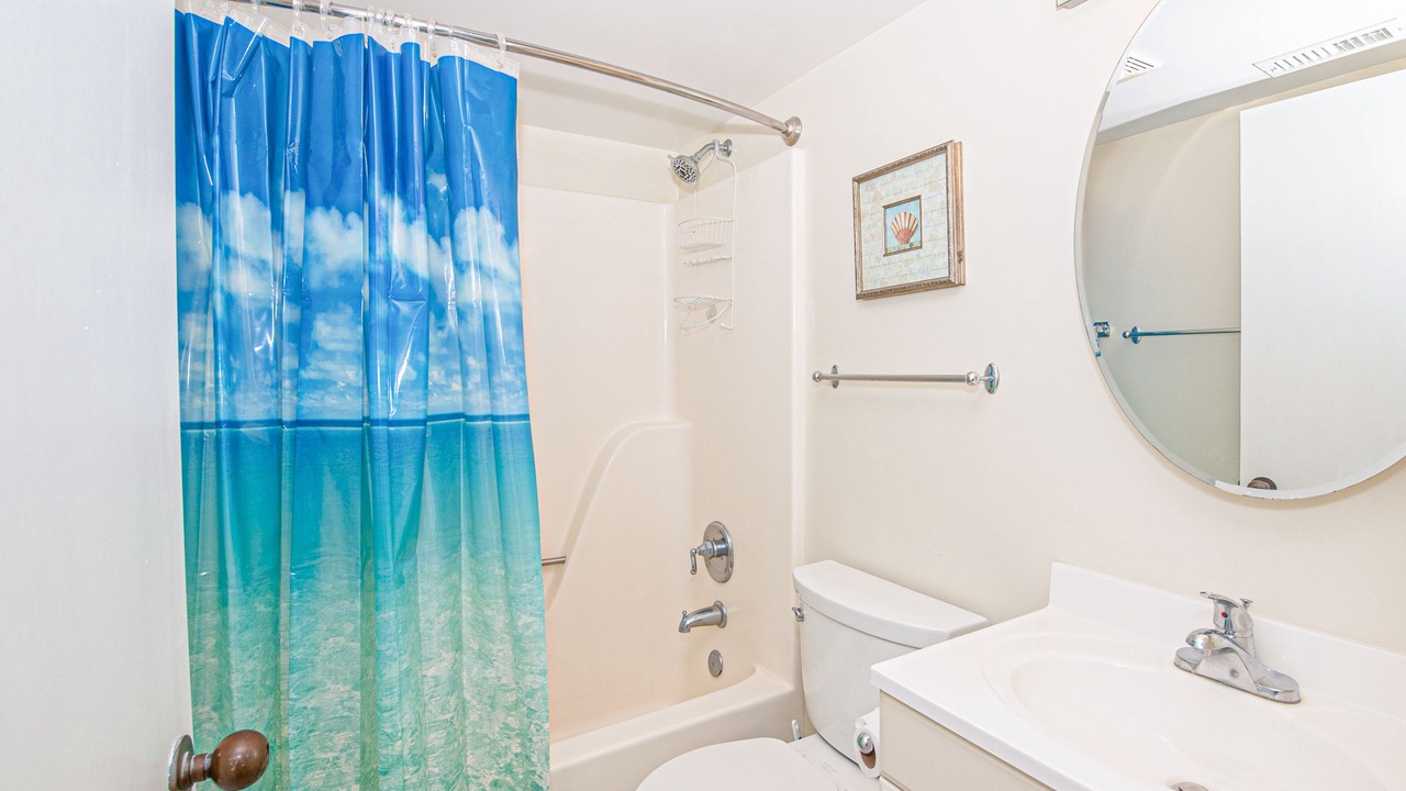 Photo of Bathroom in Pine Knoll Shores