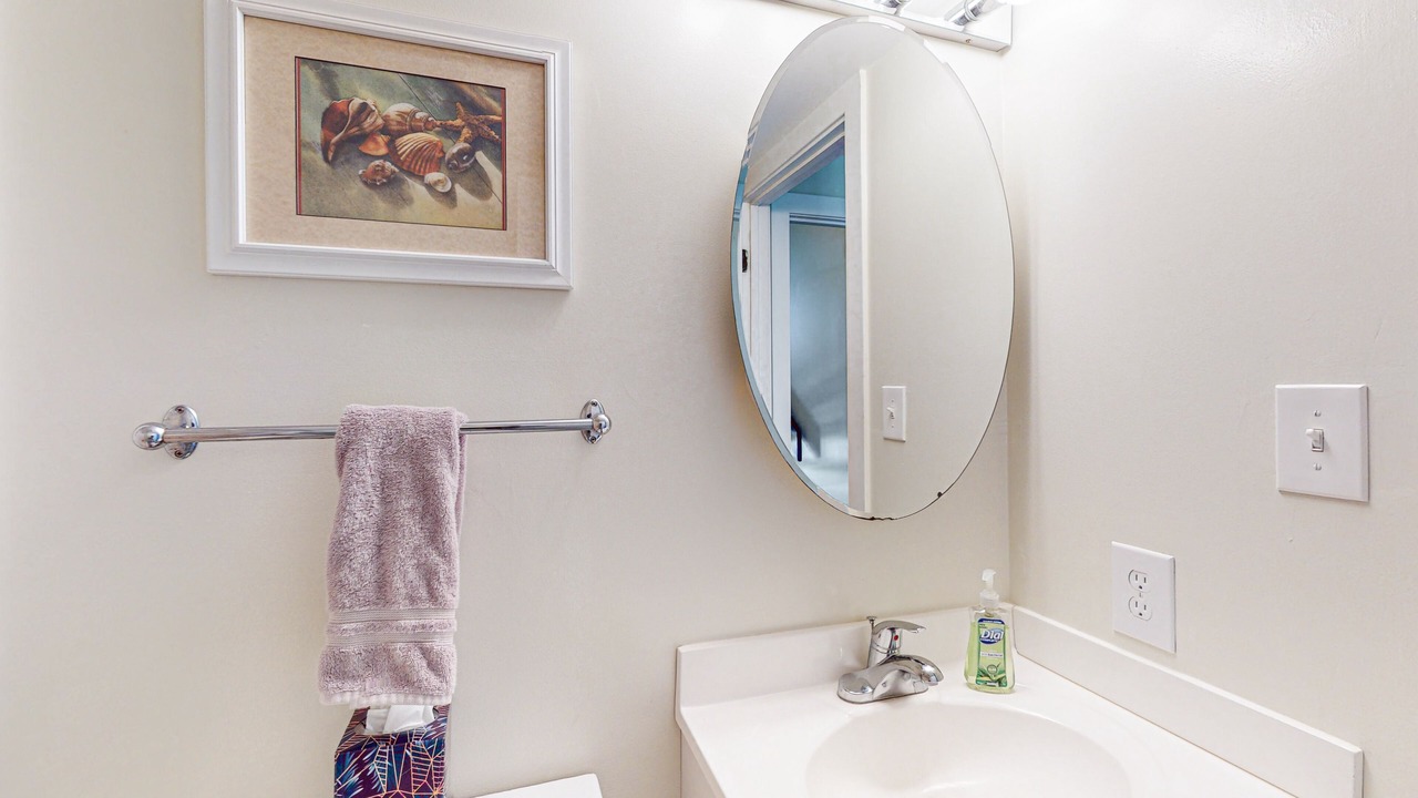 Photo of Bathroom in Pine Knoll Shores