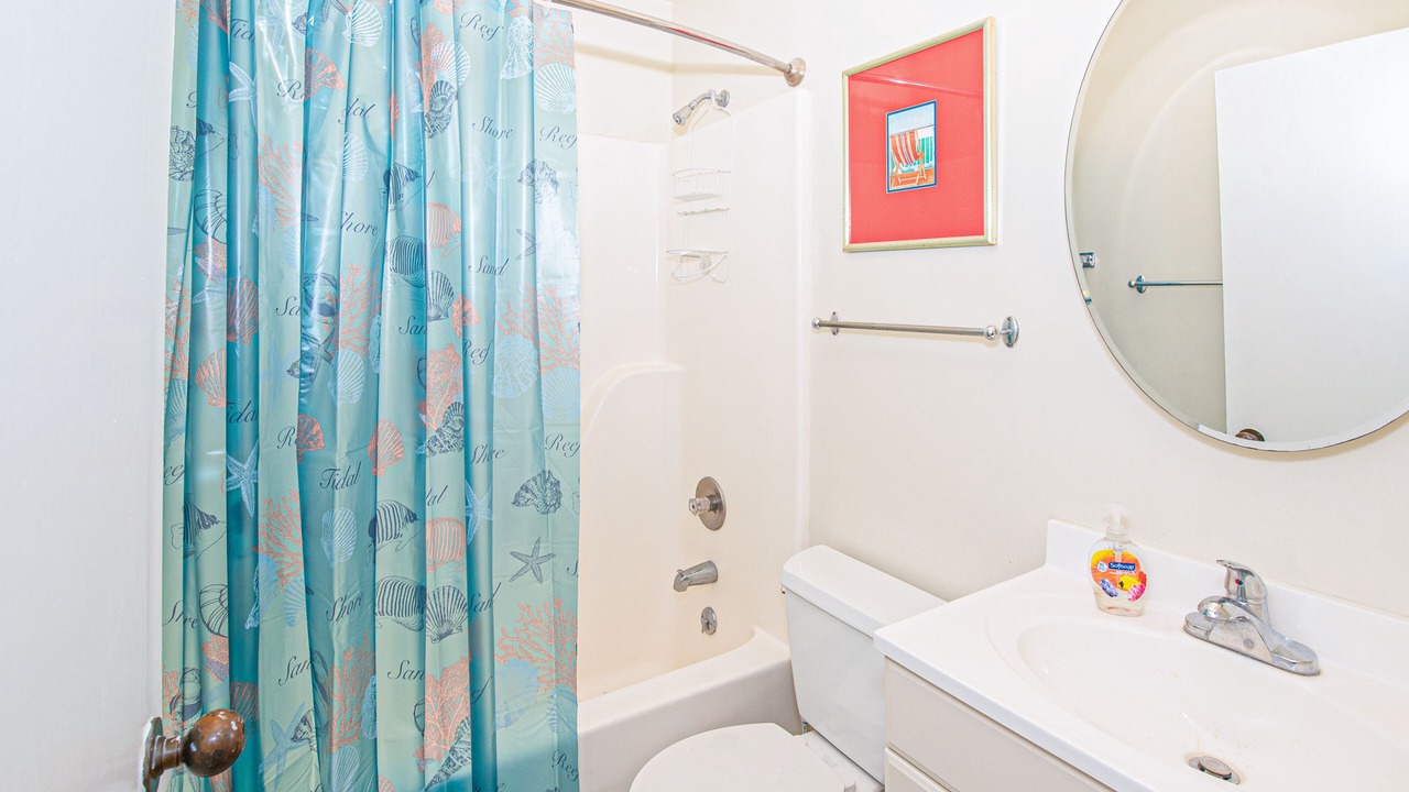 Photo of Bathroom in Pine Knoll Shores