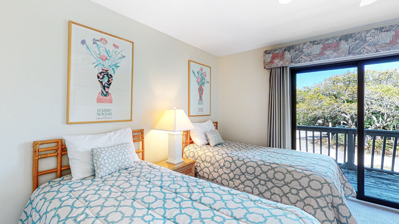 Photo of Bedroom in Pine Knoll Shores