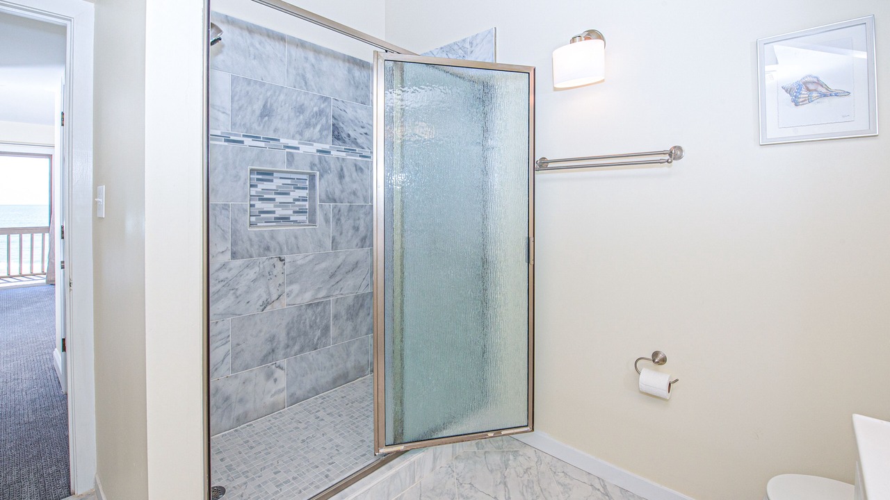 Photo of Bathroom in Pine Knoll Shores