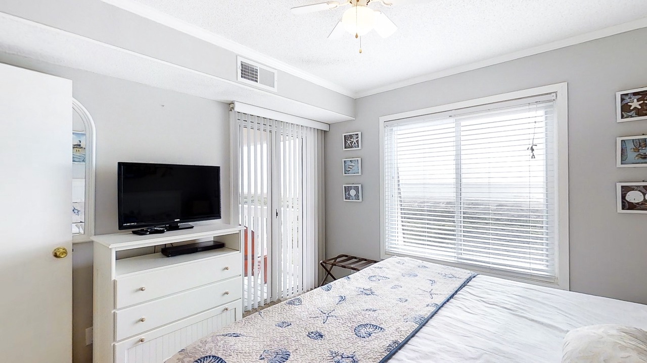 Photo of Bedroom in Morehead City