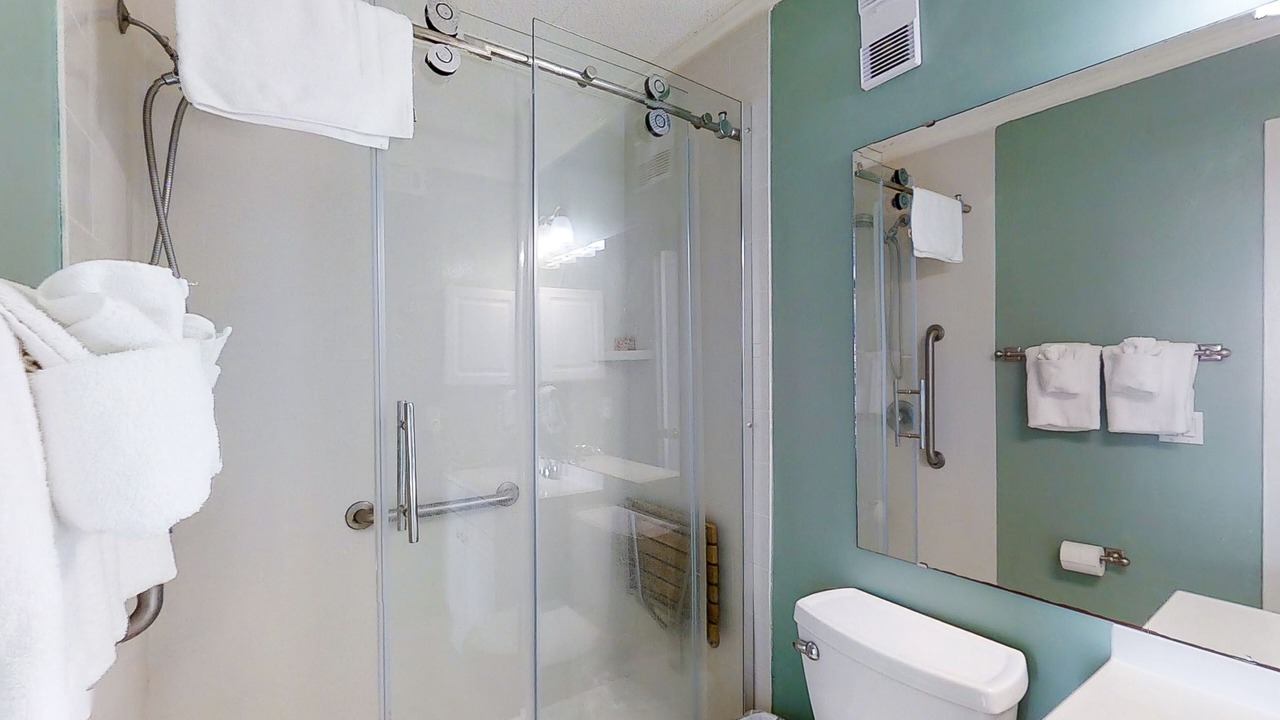 Photo of Bathroom in Morehead City