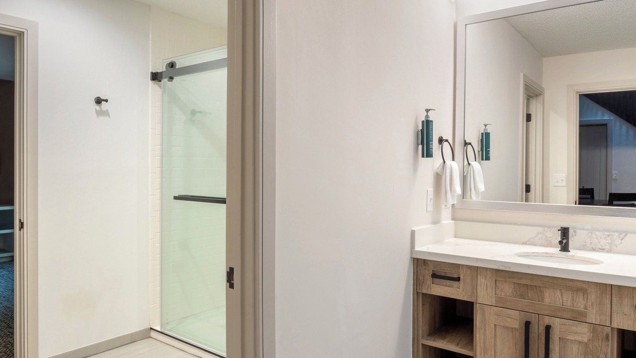Photo of Bathroom in Sapphire