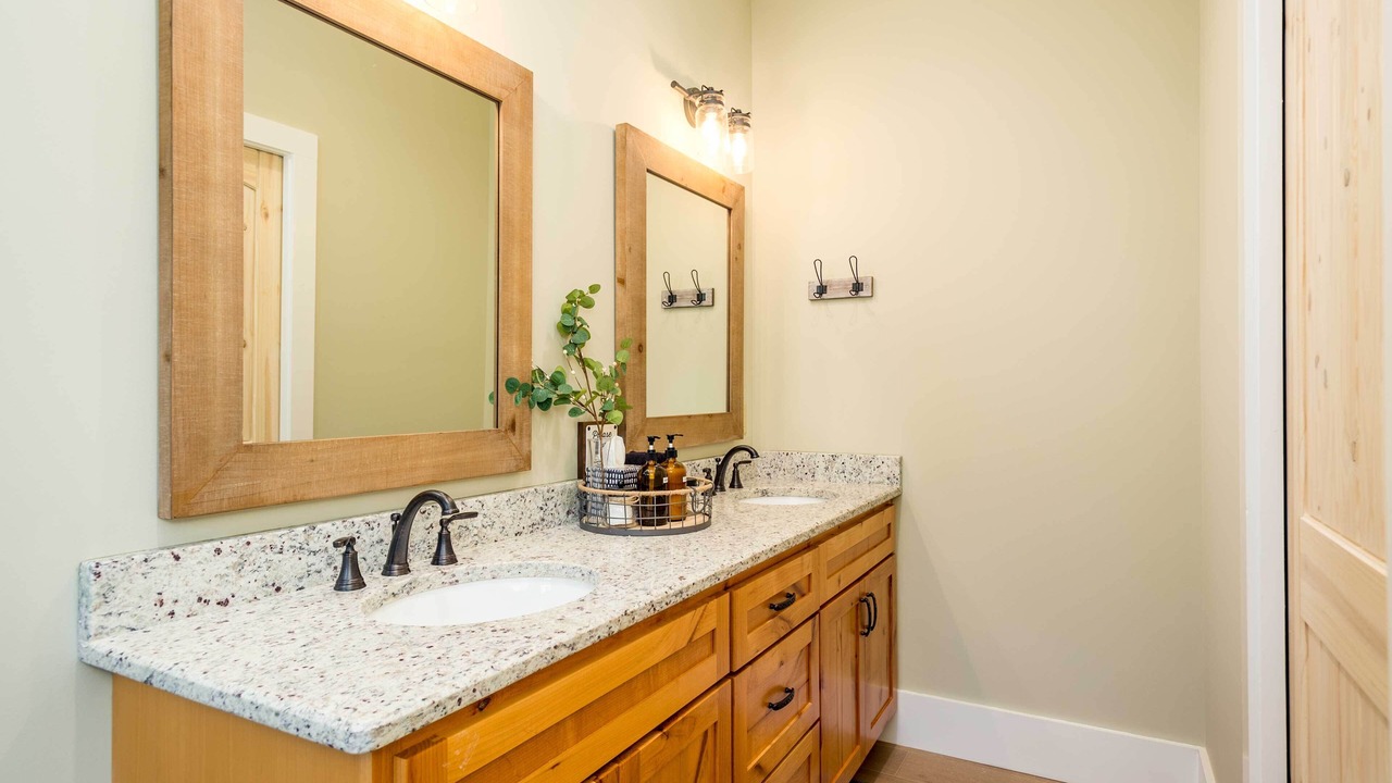 Photo of Bathroom in Cullowhee
