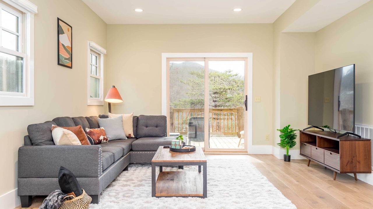 Photo of Bedroom in Cullowhee