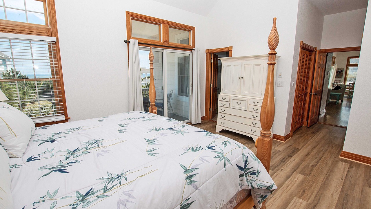 Photo of Bedroom in Pine Island