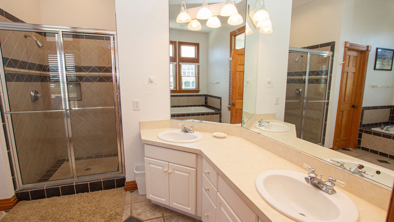 Photo of Bathroom in Pine Island