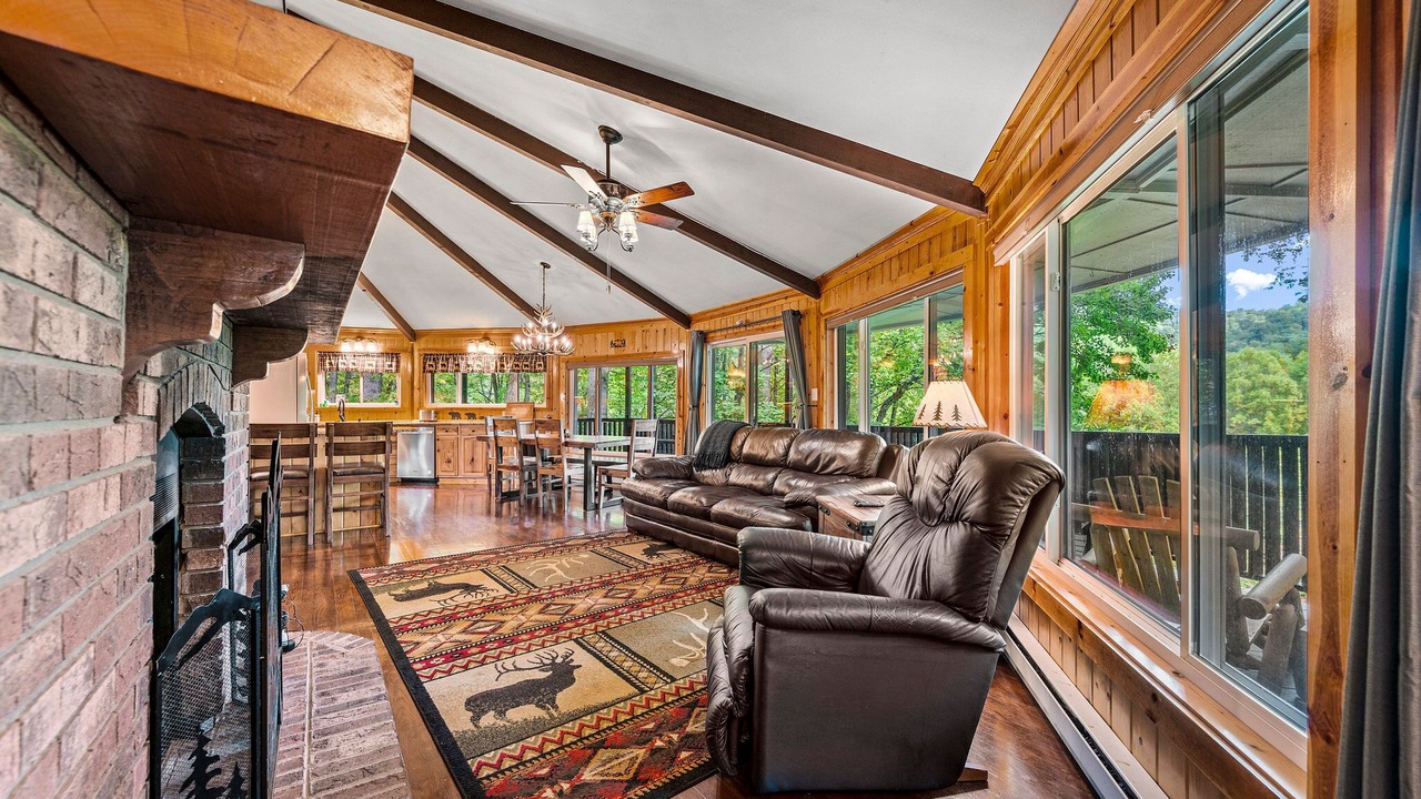 Photo of Bedroom in Maggie Valley