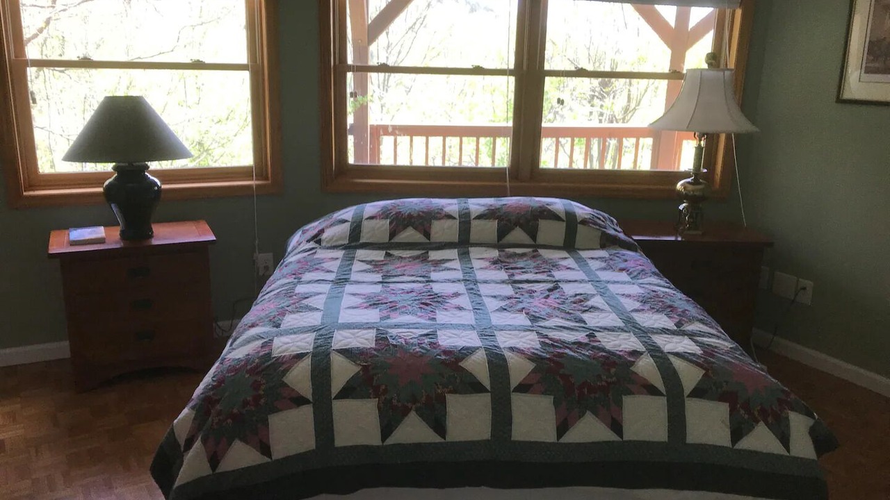 Photo of Bedroom in Apple Ridge