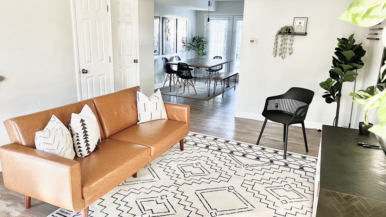 Photo of Livingroom in Southwest Raleigh